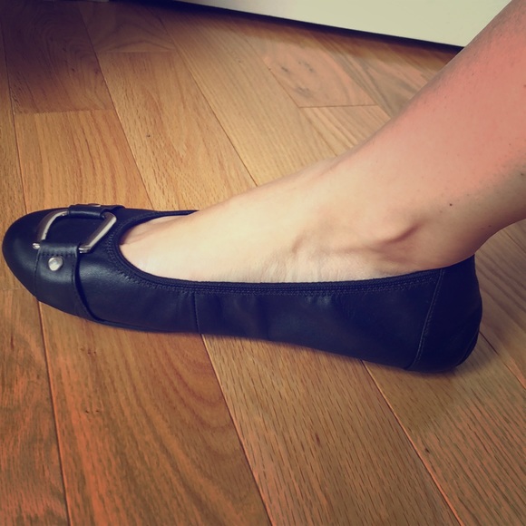 Black Ballet Flats - Adam Tucker Me Too - Picture 1 of 2